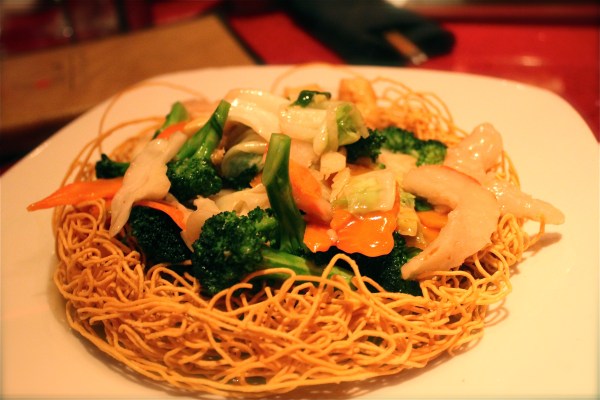 Au Lac Stir Fried Seafood Noodles