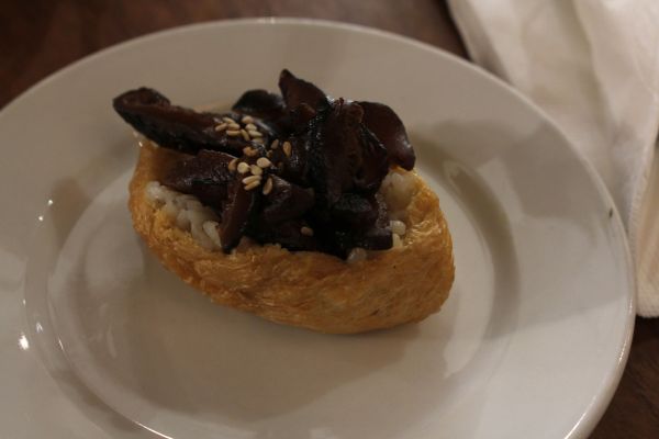 M Cafe Braised Shiitake Inari