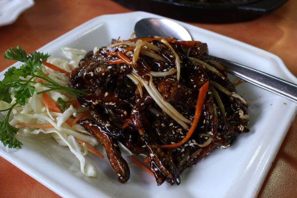 Happy Family Shiitake Mushrooms with Bean Sprouts