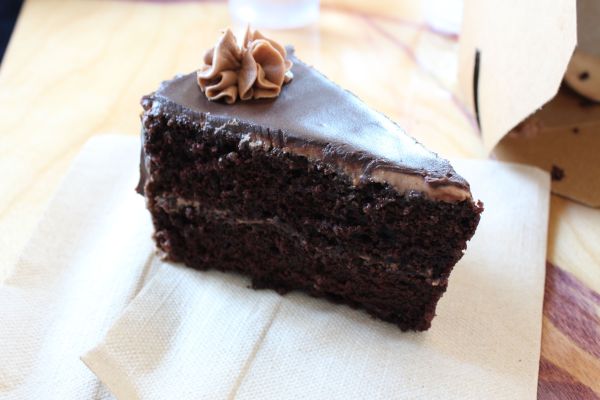 Nami Chocolate Cake