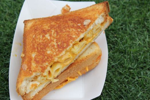 Grilled Cheese Truck Cheesy Mac Melt